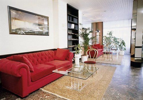 Montree Hotel